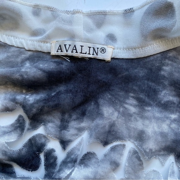 AVALINK Women's Lightweight White Black Dots Cardigan Size M - Picture 8 of 13